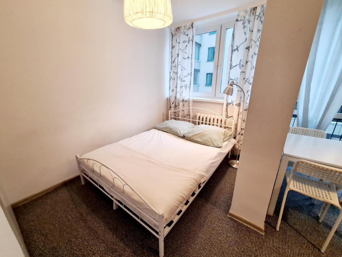 Апартаменти Topfloor Greeceflat A Cosy Flat In The City Center Варшава Екстер'єр фото